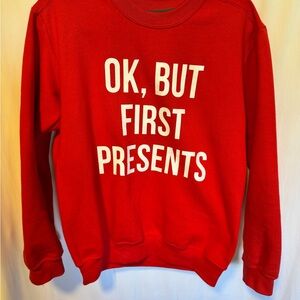 Gildan Red Graphic Women's Sweatshirt